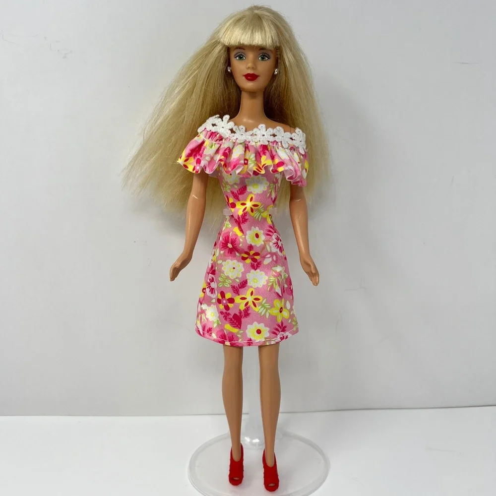 Barbie Fashion Doll‎ Very Velvet Pink Floral Dress Blonde Hair Green Eyes 1998